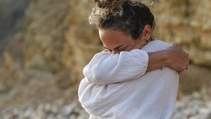 Embrace yourself_ Why you should try self-hugging
